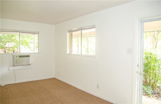 Foto del edificio - 609 W Croslin St