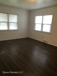 Building Photo - 3 br, 1 bath House - 949 W 7th