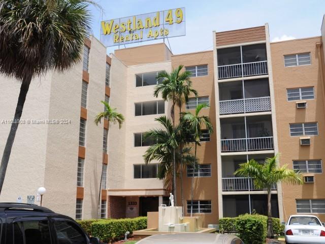 Primary Photo - 1339 W 49th Pl
