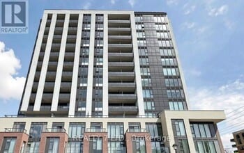 Building Photo - 705 Davis Dr
