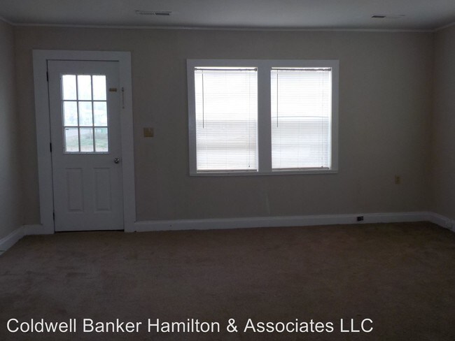 Building Photo - 1101 Smith Dr SW