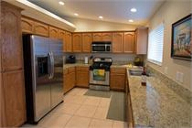 Foto del edificio - COMING SOON!