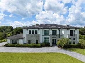 Building Photo - 17130 Magnolia Estates Dr