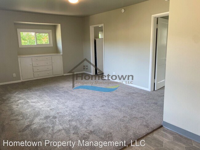 Building Photo - 1 br, 1 bath House - 121 W 1st Ave