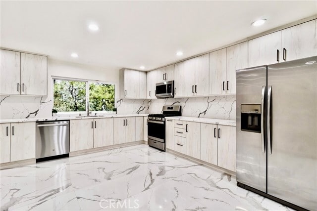 Building Photo - 11774 Doral Ave
