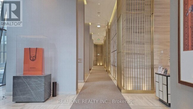 Photo du bâtiment - 50 Charles St E