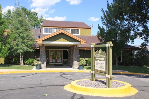 Building Photo - 17607 Lunnonhaus Dr