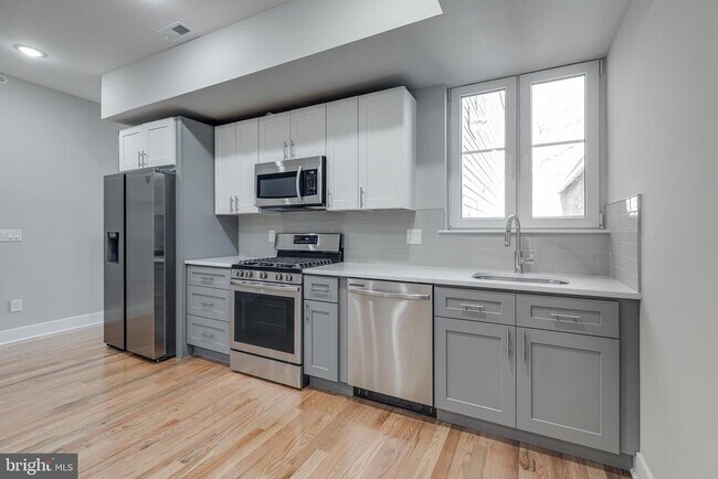 Foto del edificio - 2115 Master St