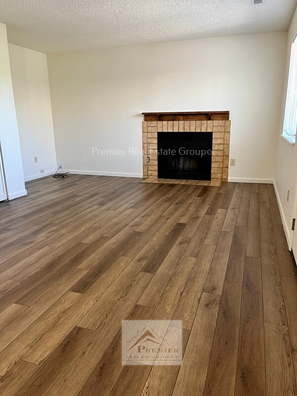 1043 Western Dr, Colorado Springs, CO 80915 Condo for Rent in