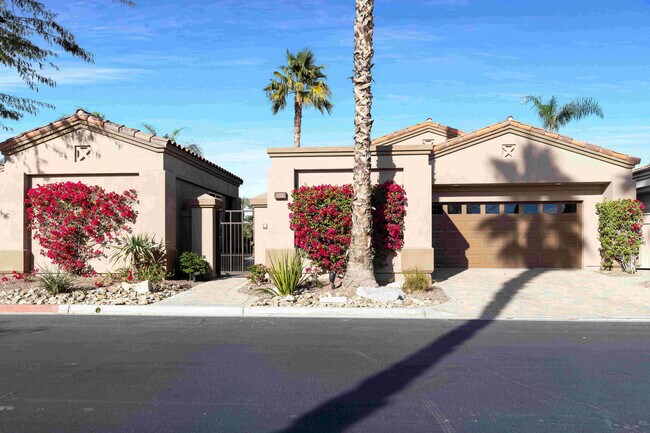 Building Photo - 413 White Horse Trail