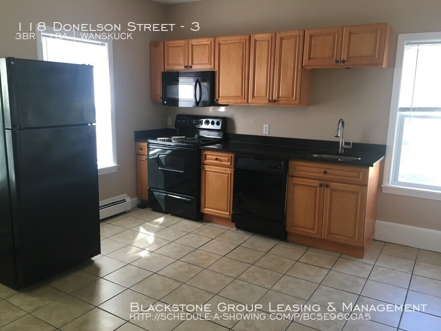 118 Donelson St Unit 3, Providence, RI 02908 Room for Rent in Providence, RI