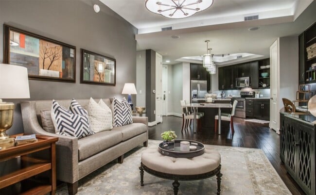 Foto del edificio - 2303 Mid Ln