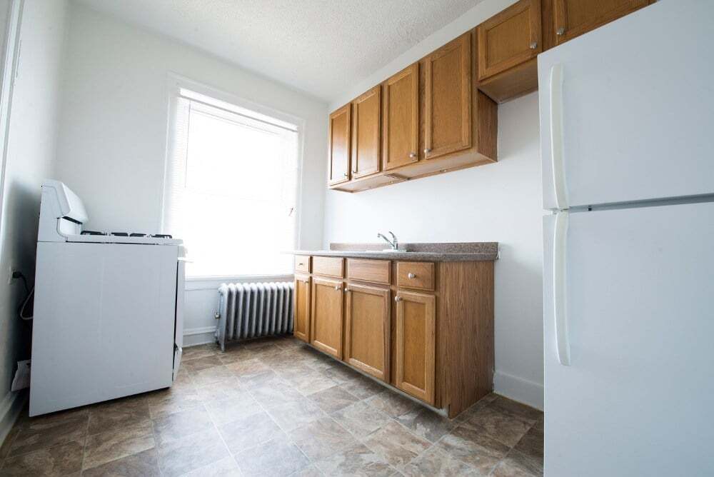 Foto principal - 7917-27 S Drexel Ave