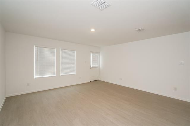 Building Photo - 1132 Tufted Dr