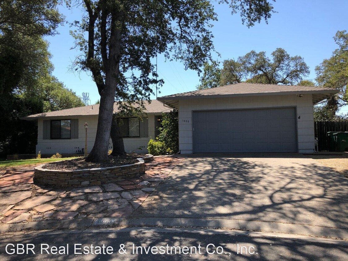 Primary Photo - 3 br, 2 bath House - 1000 Emerald Hills Court
