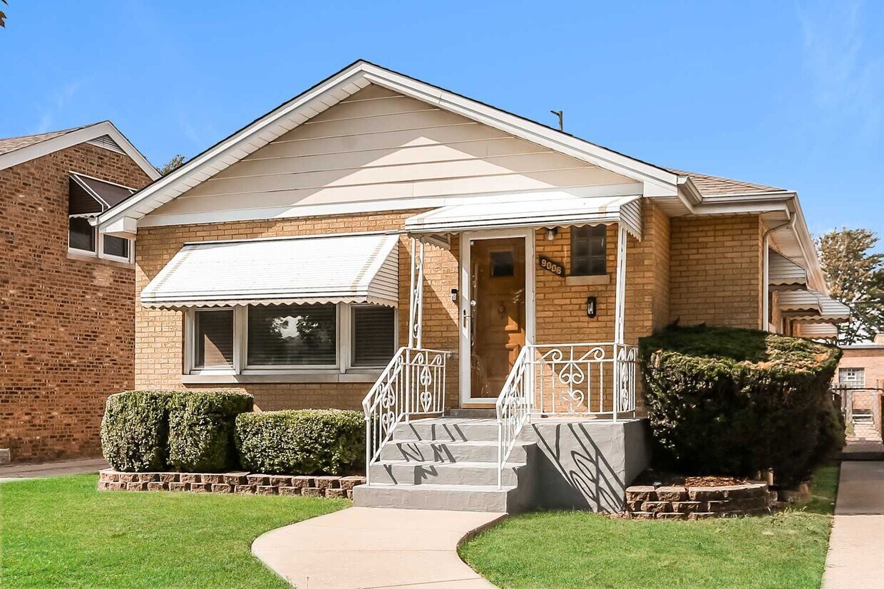 Foto principal - 9006 W 22nd Pl