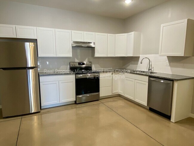 Foto del edificio - 1813 N Madison Ave