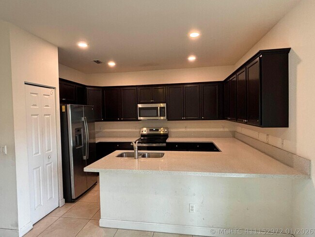 Foto del edificio - 4323 BRAXTON AVE