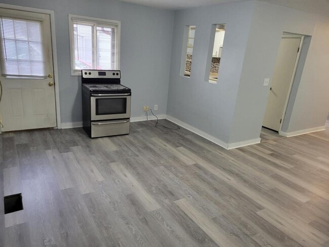 Foto del edificio - 2101 S Smithville Rd