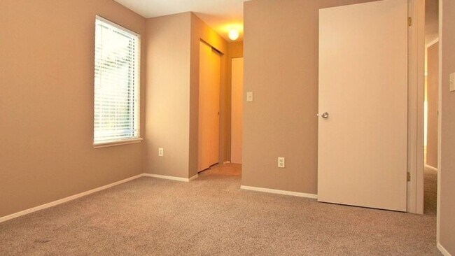 Foto del edificio - 13801 Old Redmond Rd