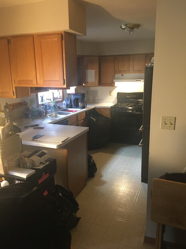 Foto del edificio - 4748 S 124th St