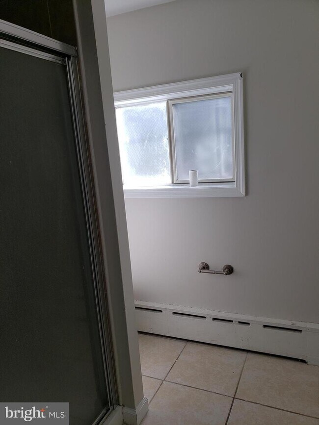 Foto del edificio - 625 N Forklanding Rd