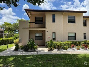 Building Photo - 9293 Vista Del Lago