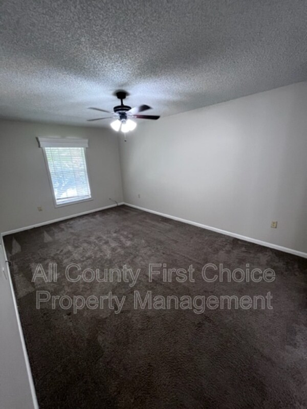 Building Photo - 2690 Coral Landings Blvd