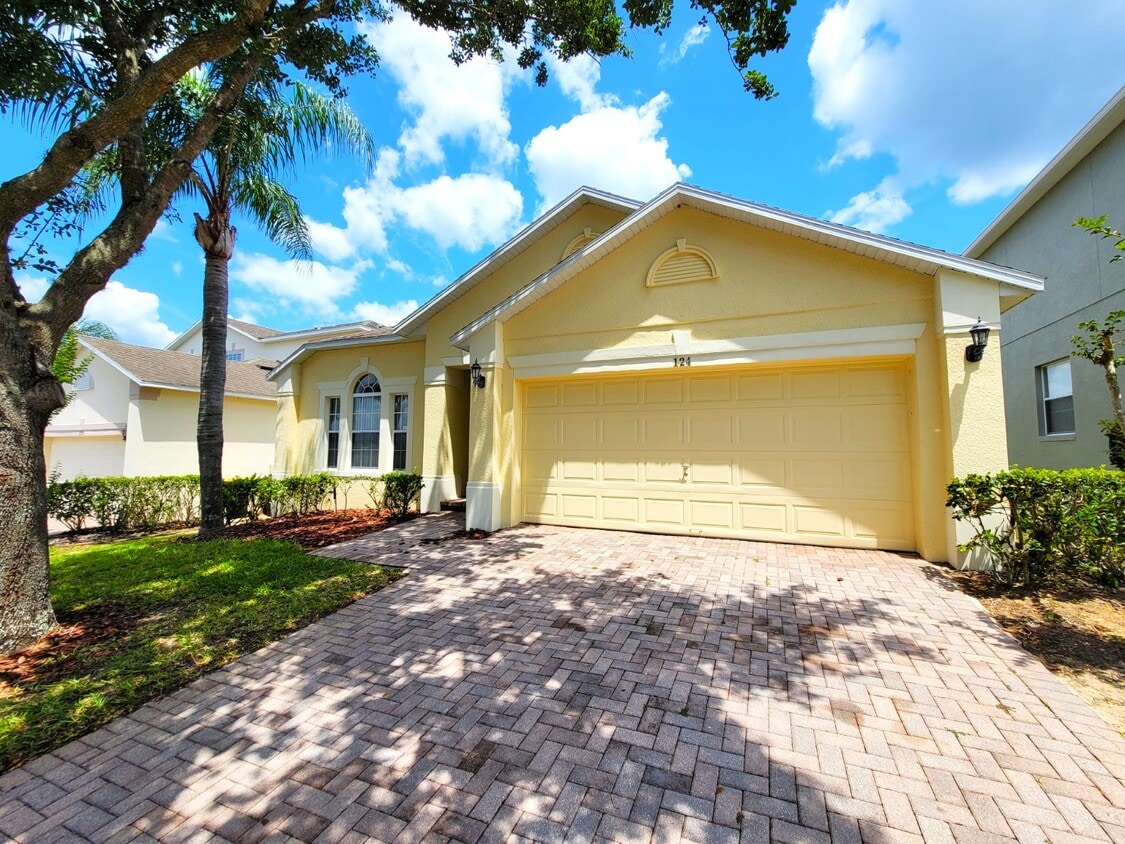 Primary Photo - 124 Lancaster Dr