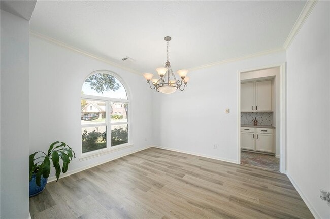 Foto del edificio - 2111 Scenic Hollow Ct
