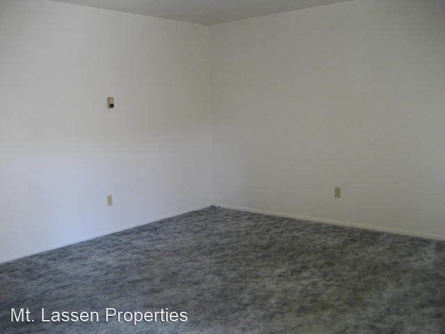 Building Photo - 930 Paiute Ln