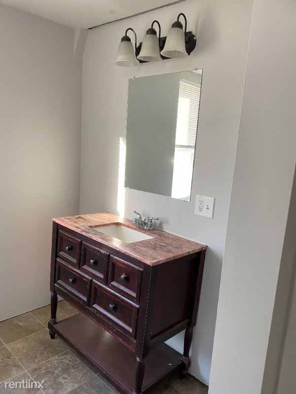 Building Photo - 3 br, 2 bath House - 278 route 25