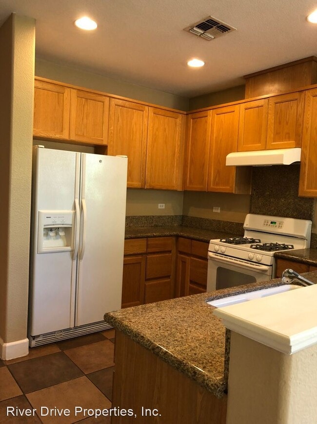 Building Photo - 4 br, 2 bath House - 408 Tolman Way