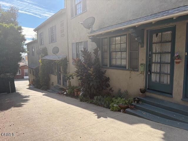 Building Photo - 772 Poli St