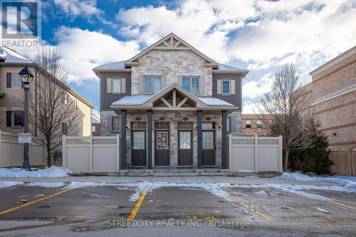 Photo principale - 3200-3200 Singleton Ave