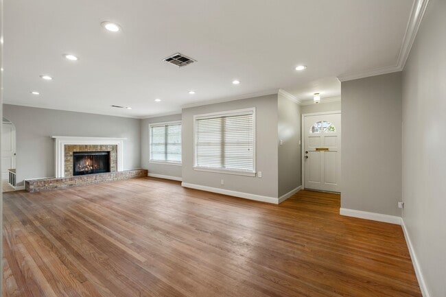 Foto del edificio - 9333 Walterville Rd