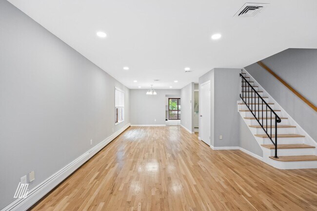 Foto del edificio - 213 5th St