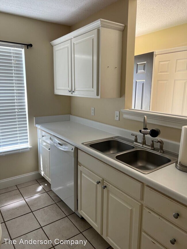 Foto del edificio - 2 br, 2 bath House - 2712 McLain Lane