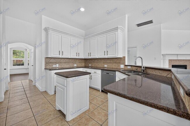 Foto del edificio - 2208 Grizzly Run Ln