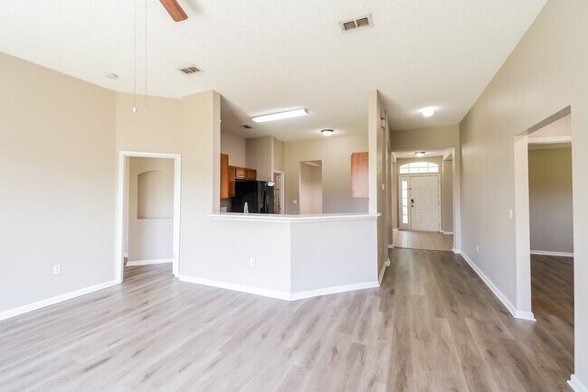 Foto del edificio - 10332 Marsh Hawk Dr