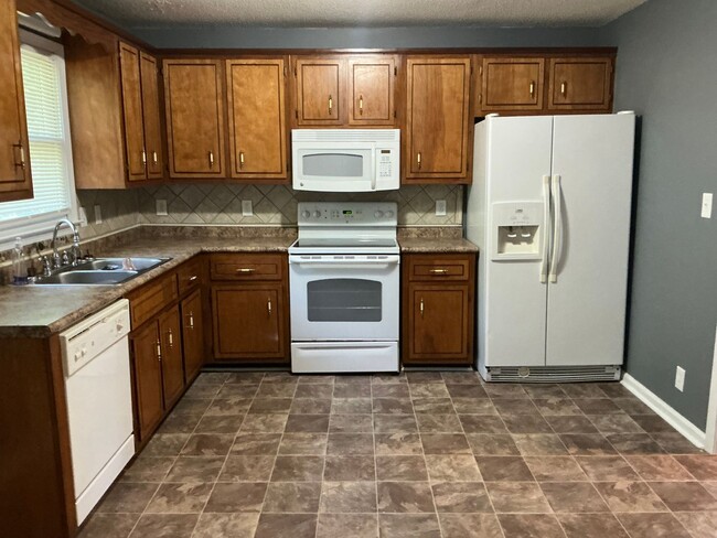 Foto del edificio - 1705 Setter Rd