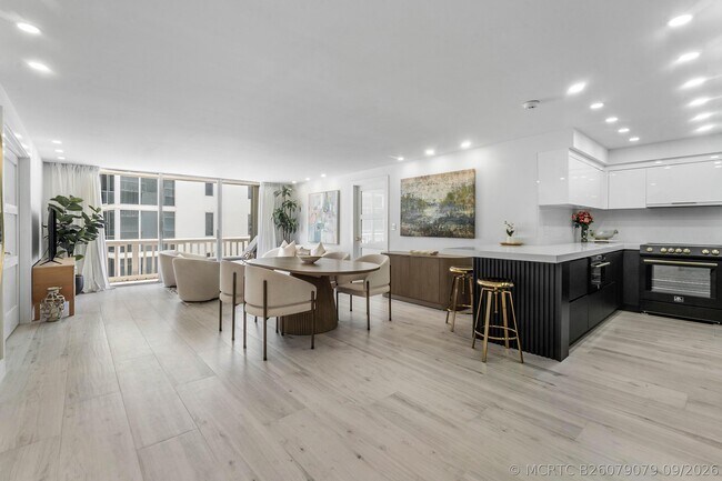 Foto del edificio - 3570 S Ocean Blvd