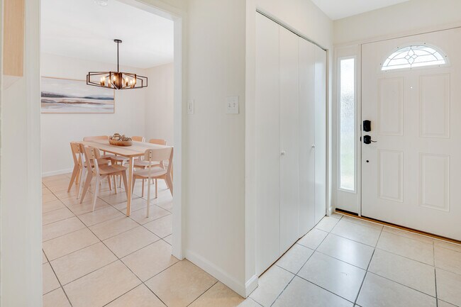 Foto del edificio - 428 Reneau Way