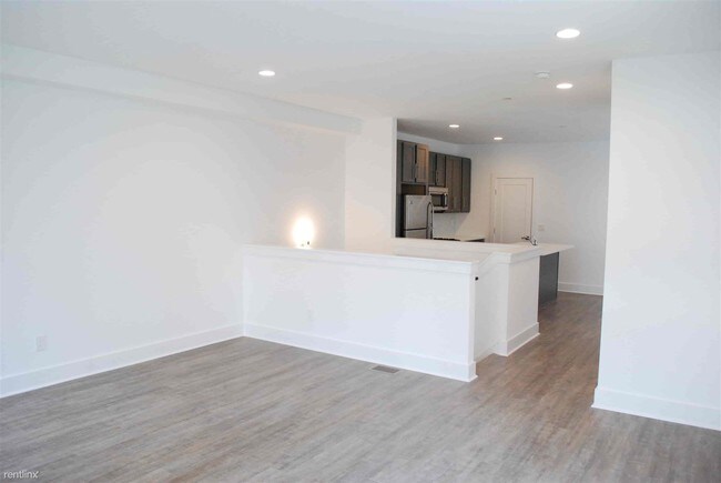 Building Photo - 1206 N 7th St