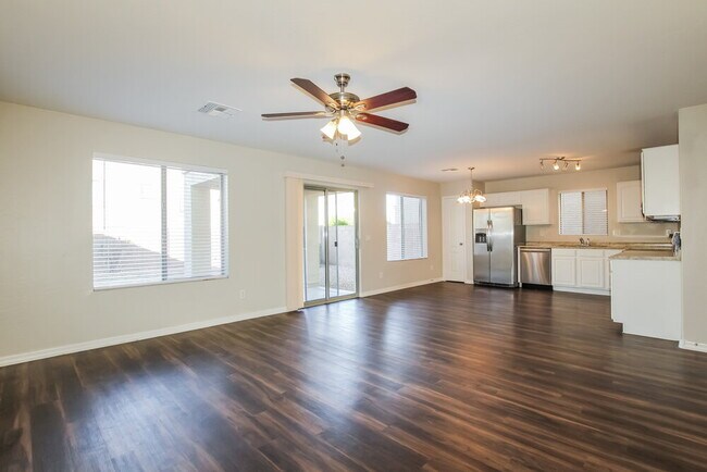 Building Photo - 12916 W Lawrence Ct