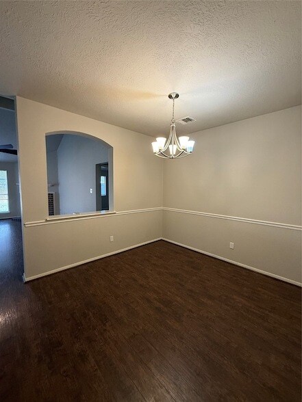 Building Photo - 5026 Tealgate Dr