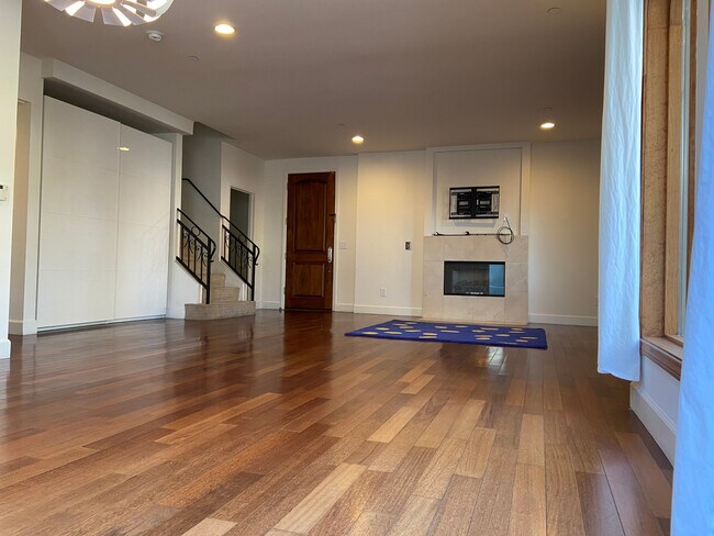 Living/Family room - 1520 16th St