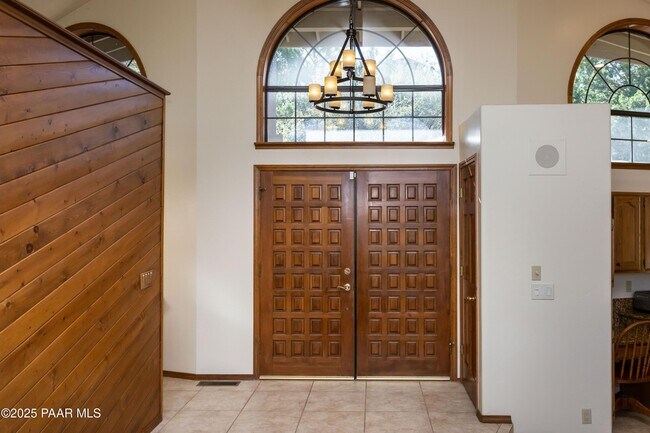 Foto del edificio - 1109 Northwood Loop