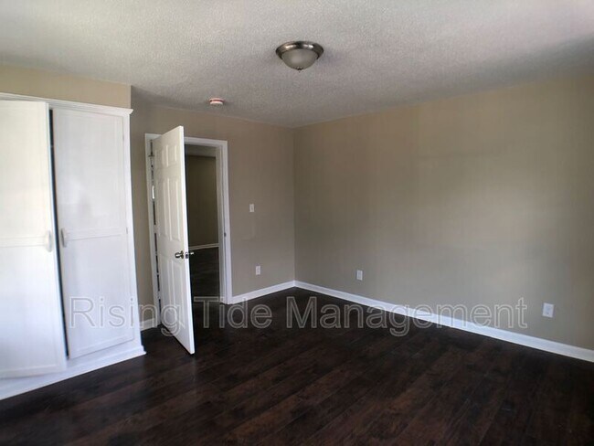 Foto del edificio - 1236 Hanover St