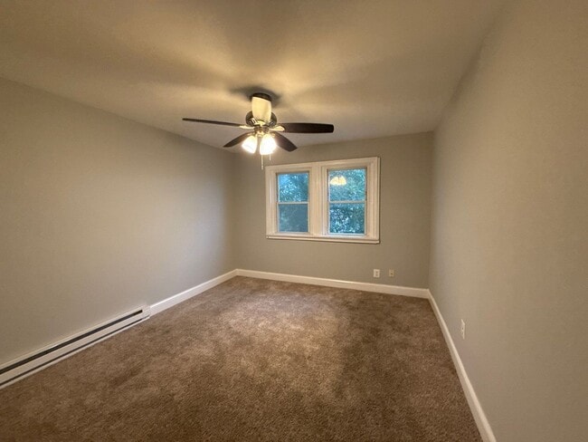 Building Photo - 1628 Plum St